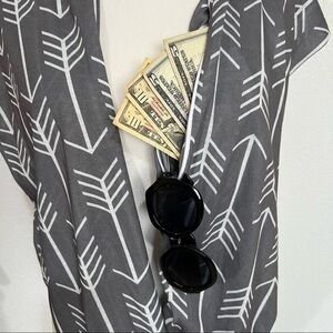 Wayward Arrow Gray White  Infinity Scarf with Zipper Wallet Carry Case  New